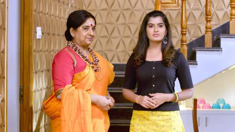 Akhilandeshwari Reveals a Truth