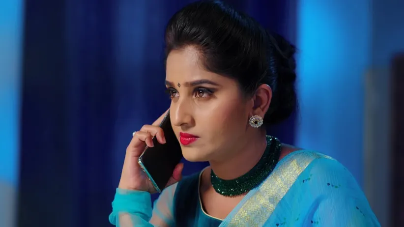 Chari Feels Bad for Abhi
