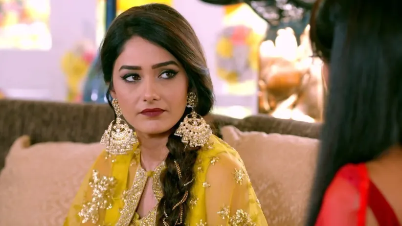 Somdutt Steals the Jewellery