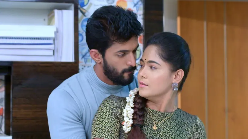 Raghu's Reaction Confuses Damini