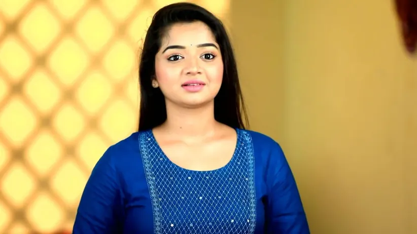 Vaijayanti Gets Emotional