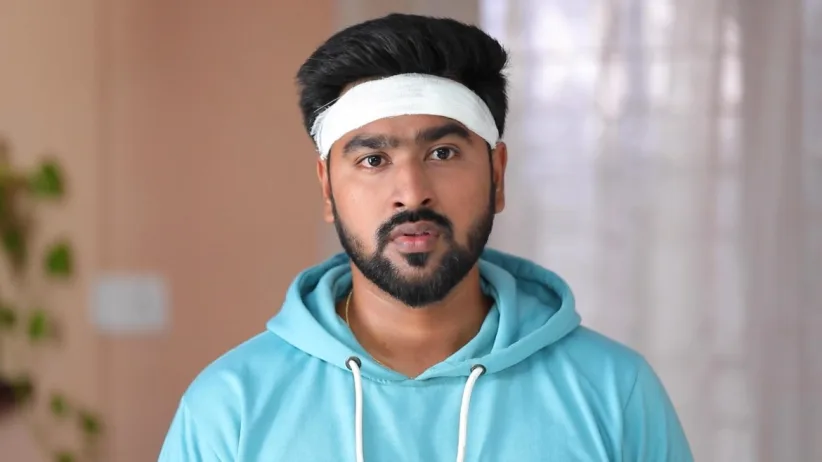 Natrayan Pretends to be Good to Malar