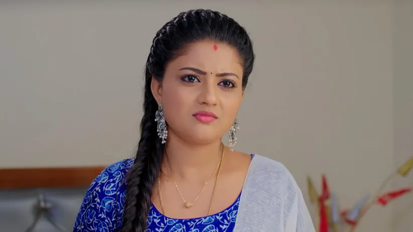 Bhanu Tricks Her Daughters-in-Law