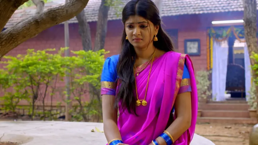 Vaidehi Refuses to Remove Her Thaali