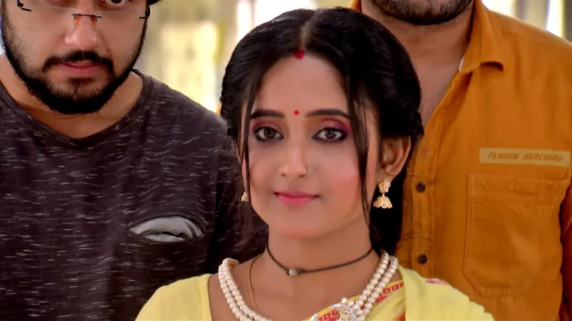 Sushobhon Gifts Mithai a Necklace