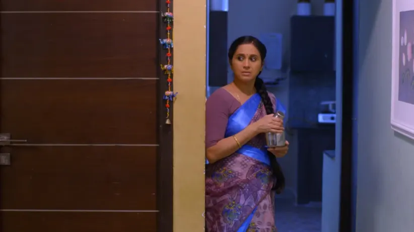 Lakshmi Hides a Truth from Pavithra