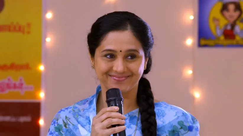 Pratibha Mocks Lakshmi