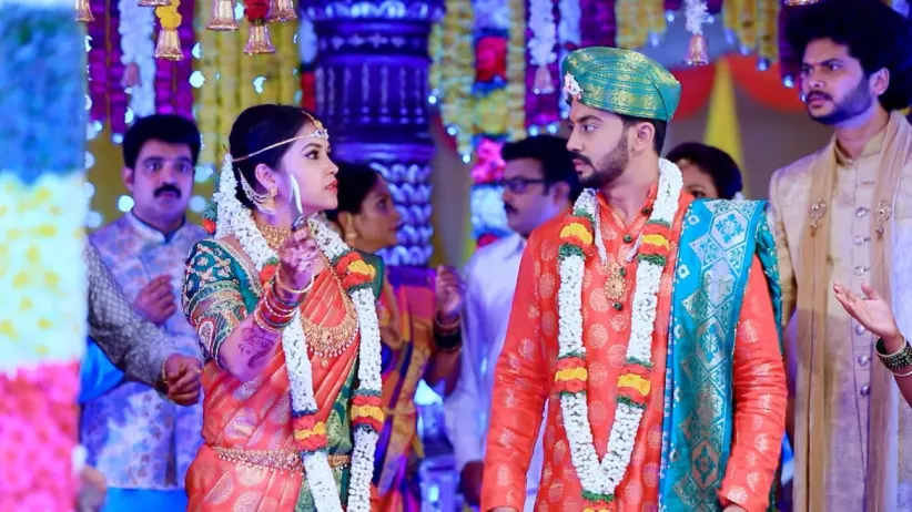 Rishi Reveals Ambika's Identity