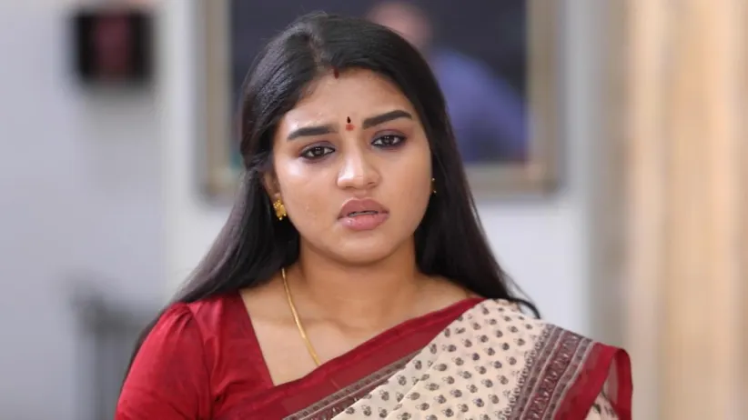 Aishwarya and Parvathy Take a Decision