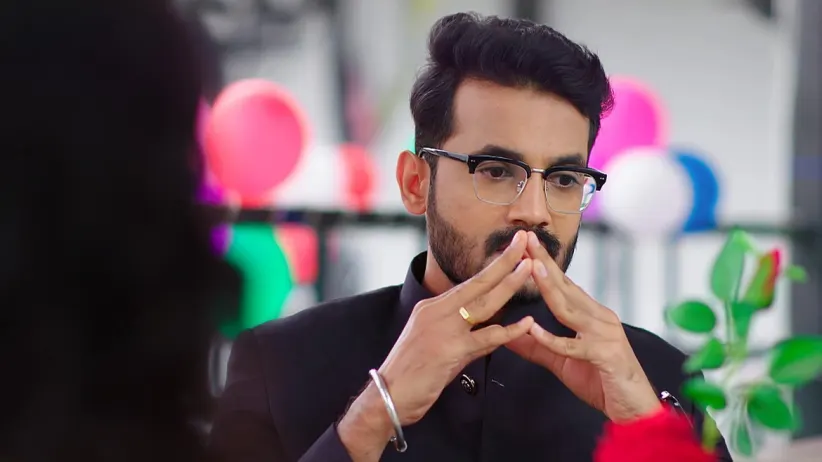 Kaustubh Tries to Tell Kanishka the Truth