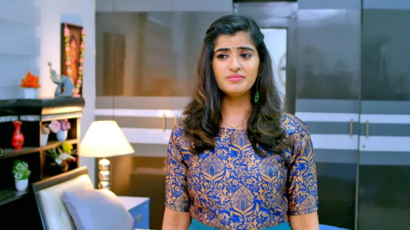 Hasini Troubles the Daughters-in-Law