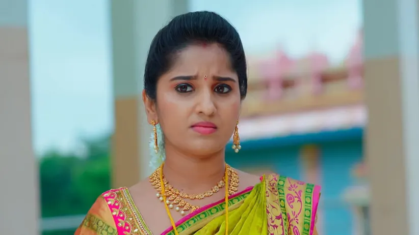 Abhi Stops Priest from Telling the Truth