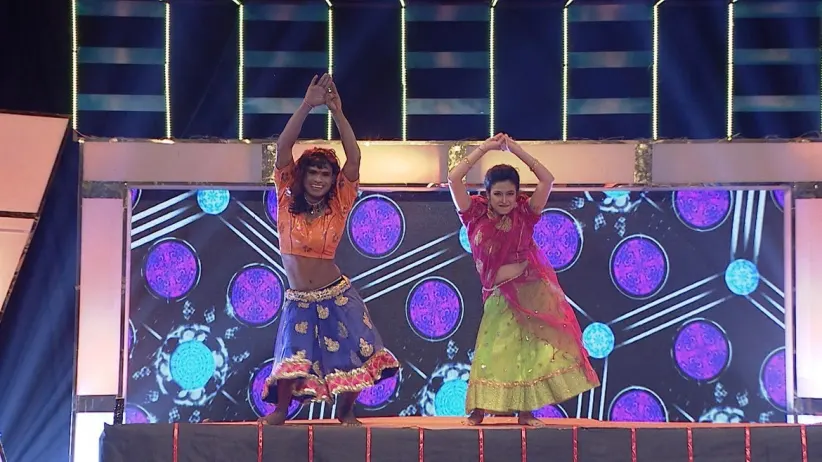 Anil-Soumya's mesmerising duet performance - Dance Jodi Dance