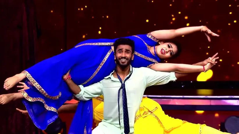 Tell Your Story' round - Dance Karnataka Dance 2021
