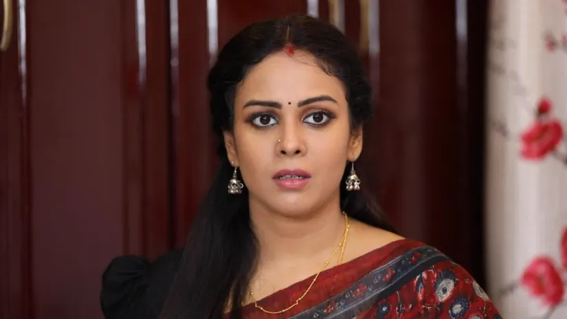 Sanjeev ridicules Abhirami - Rettai Roja