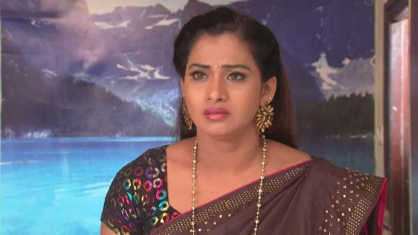 Swarupa’s futile attempt - Kalyana Vaibhogam