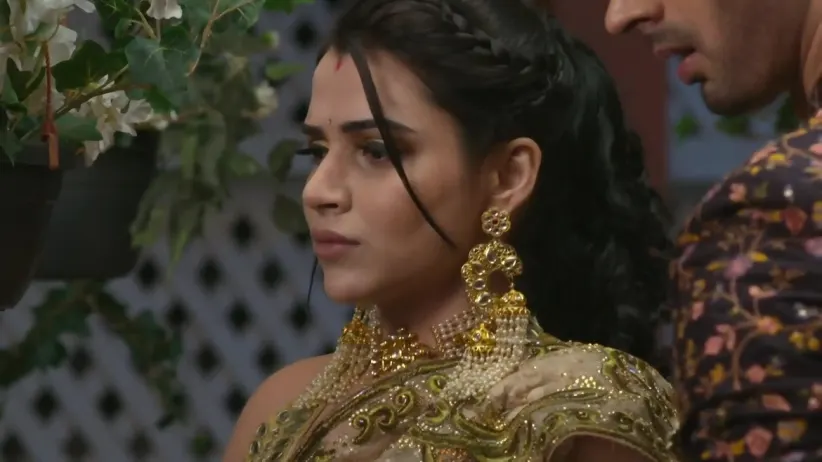 Shalu apologises to Pappu - Teri Meri Ikk Jindri