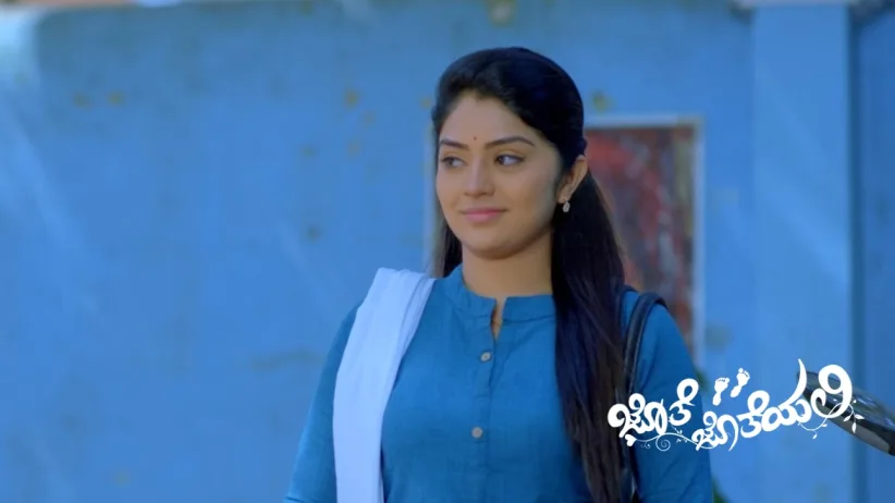 The police take Raghupati to the police station - Jothe Jotheyali