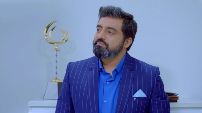 Aryavardhan decides to take Anu for a conference - Jothe Jotheyali