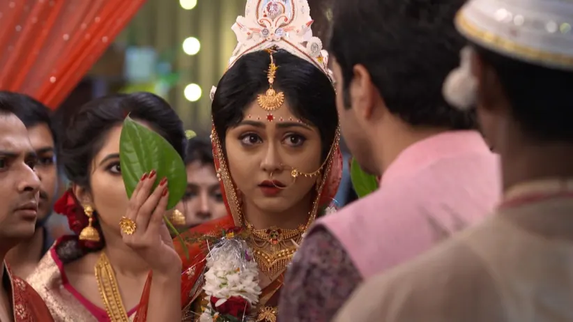 The 'Shubho Drishti' ritual - Aparajita Apu