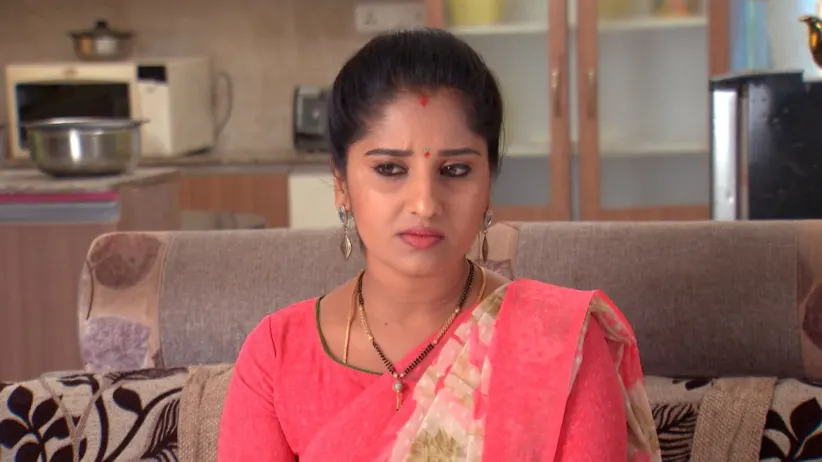 Nithya chases Jai - Kalyana Vaibhogam