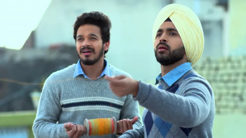 Aman to fly a kite with a letter across the border - Tu Patang Main Dor