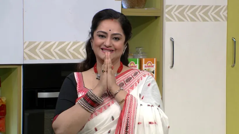 Sudipa presents her 'Dus Miniter Ranna' segment