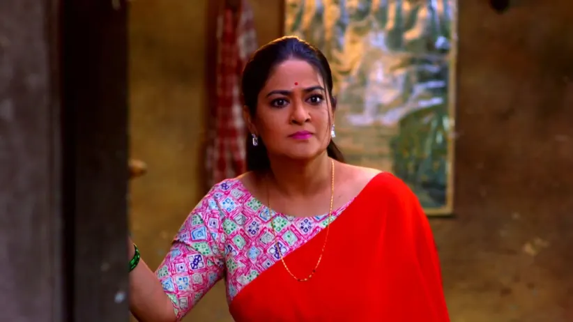 The villagers apologise to Manjula - Devmanus