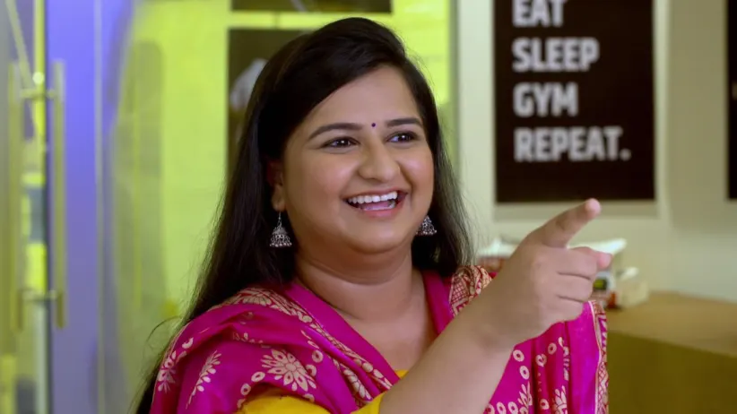 A suitor likes Sweetu - Yeu Kashi Tashi Me Nandayla