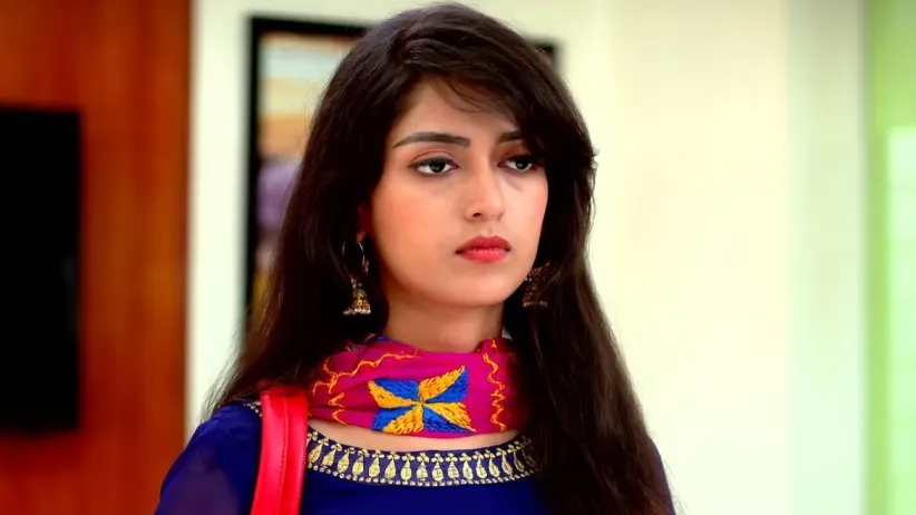 Seerat’s new assignment - Tera Rang Chadeya