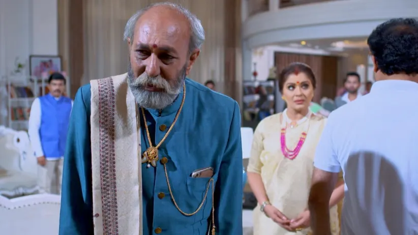 Vagdevi refuses to forgive Eshwarprasad - No.1 Kodalu