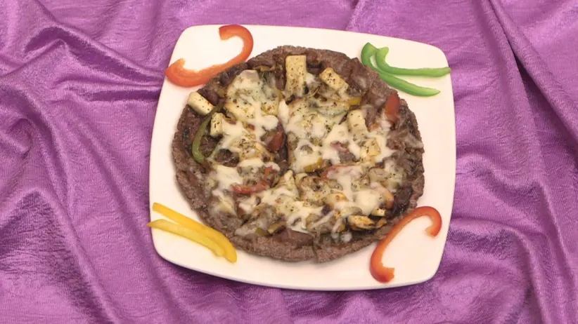Nachanicha Pizza and Kadadhanyacha Wrap - Aamhi Saare Khavayye