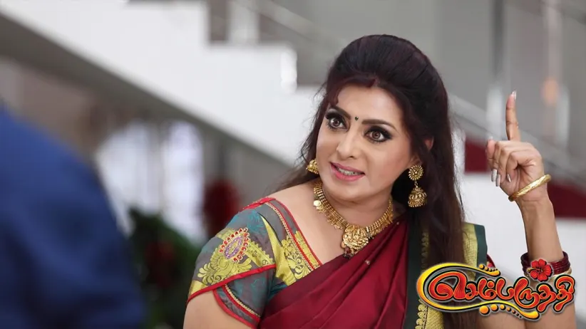 Akhila reprimands Aishwarya - Sembaruthi