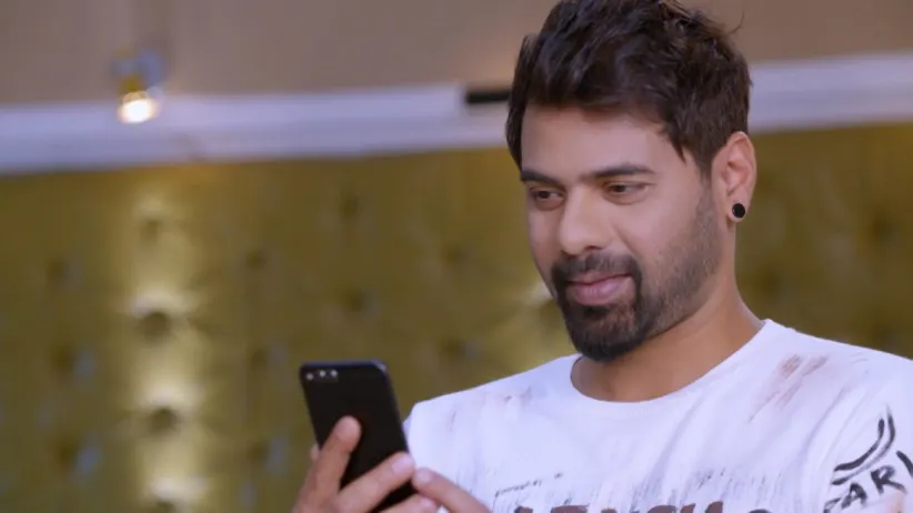 Tanu Arrives at Pragya's House - Iniya Iru Malargal