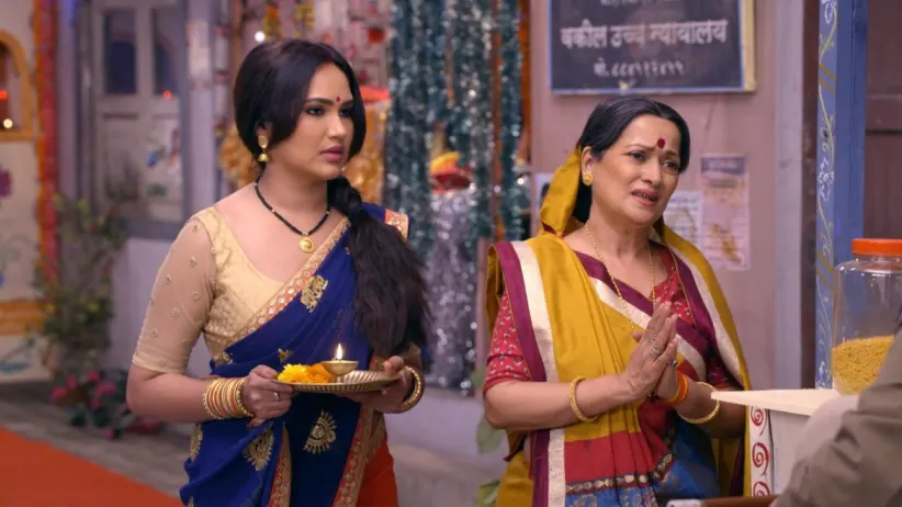 Rajesh becomes an inspector - Happu Ki Ultan Paltan
