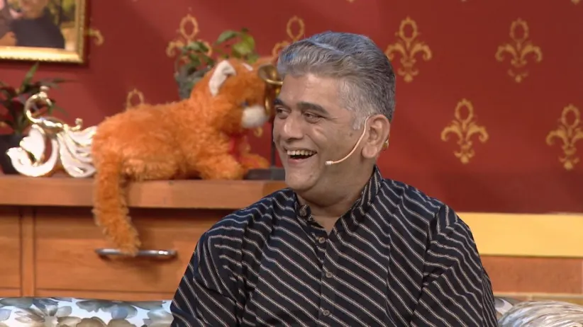 Girish and Pallavi Oak grace the show - Alimili Gupchilli