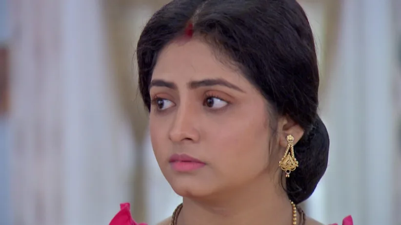 Maam washes her face with soap - Krishnakoli