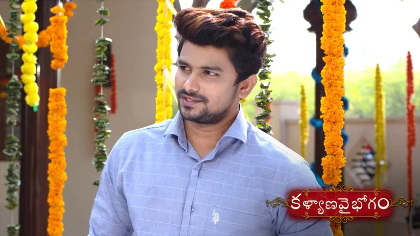 Kalpana helps out Manga in cooking - Kalyana Vaibhogam