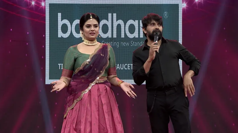 Venu and Dhanraj's Skit on a Bachelor's Life - Bomma Adhirindi