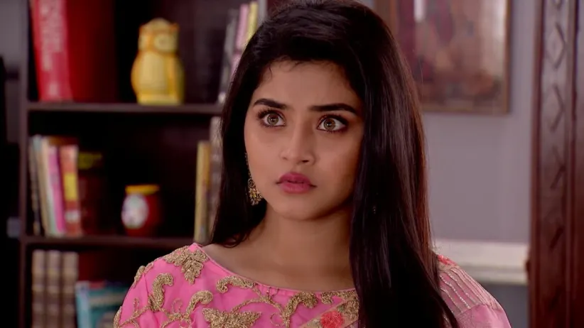 Nipa qualifies Susmita's exam - Mithai