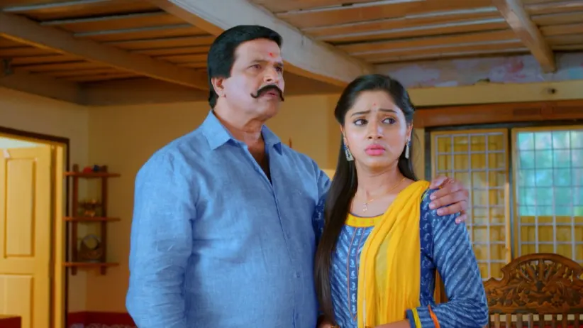 Rahul Impresses Aditya and Paarvathi - Paaru