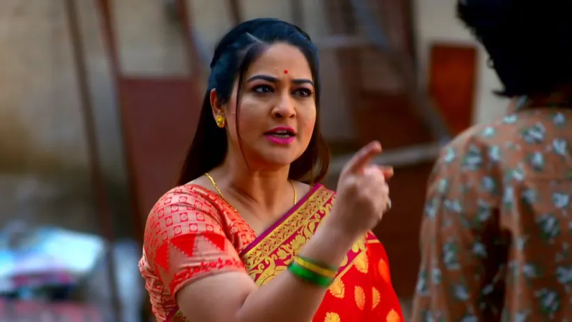 Manjula ignores Ajit Kumar's talks - Devmanus