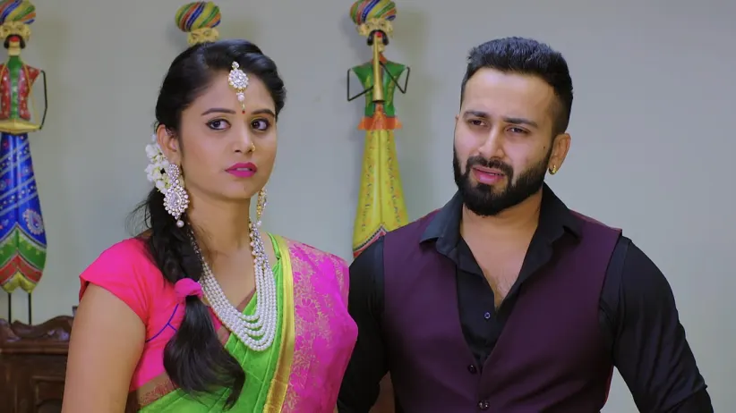 Trinayani - March 10, 2020 - Webisode