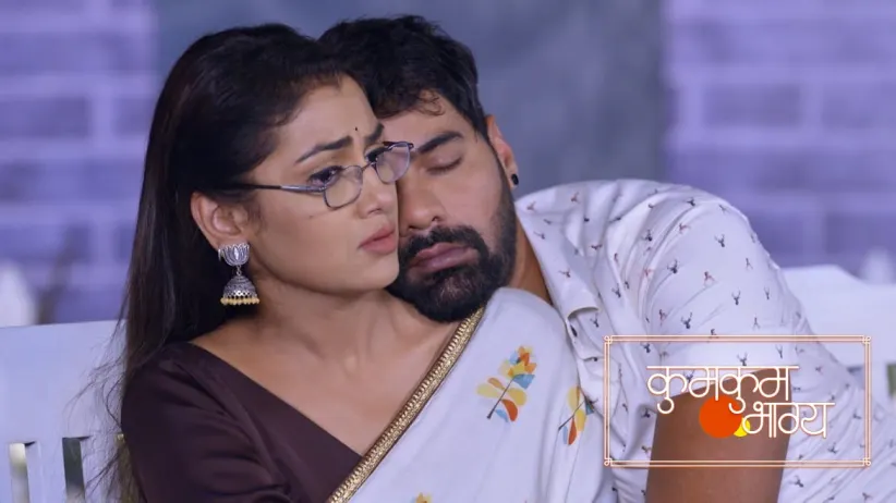 Abhi places a condition before Pragya - Kumkum Bhagya