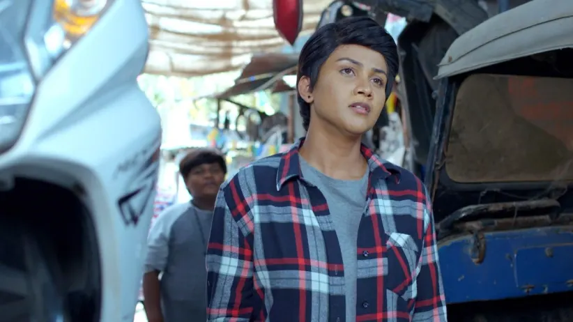 The arrival of Sathya's friends worry Divya - Sathya