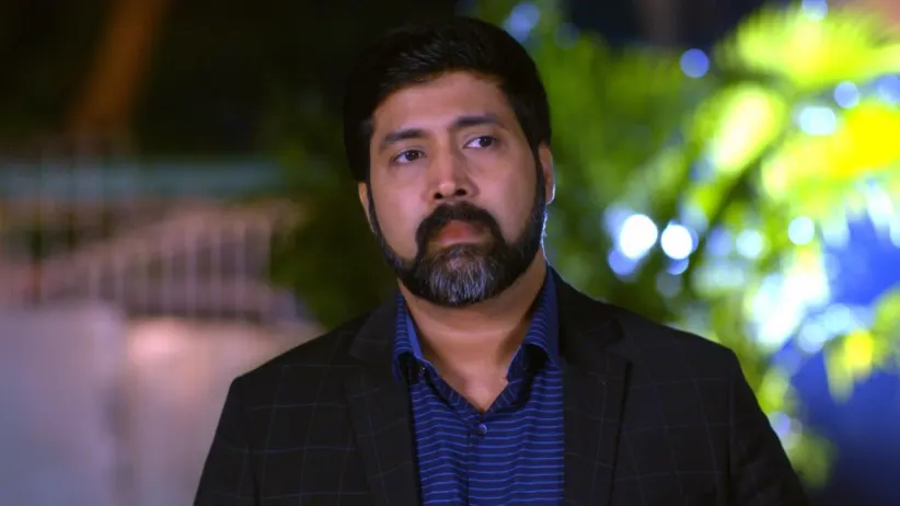 Sharda reassures Surya Prakash - Neethane Enthan Ponvasantham