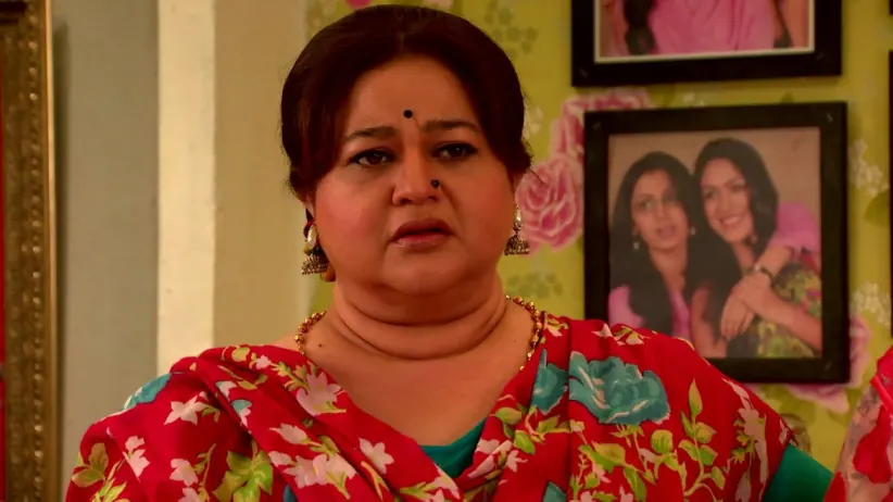 Abhi gives Pragya a makeover - Kumkum Bhagya