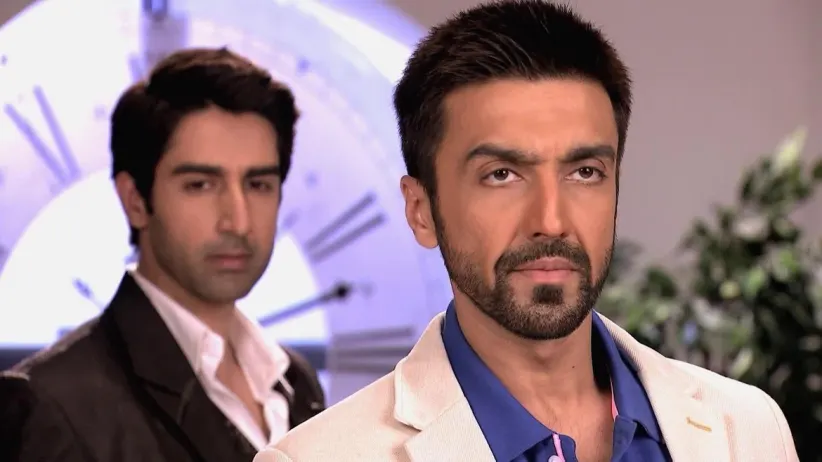 Raghav confesses his love to Kalpi - Ek Mutthi Aasmaan