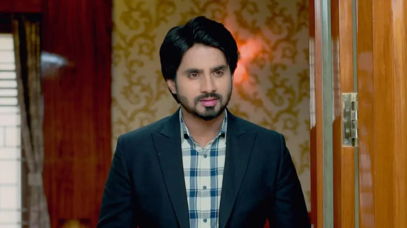 Vikrant calls Vedanth a stone-hearted person - Gattimela