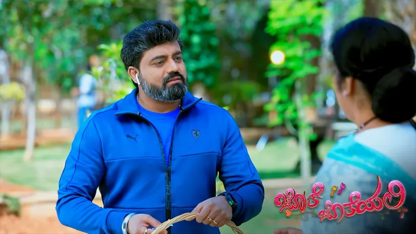 Subbu's promise to Anu - Jothe Jotheyali